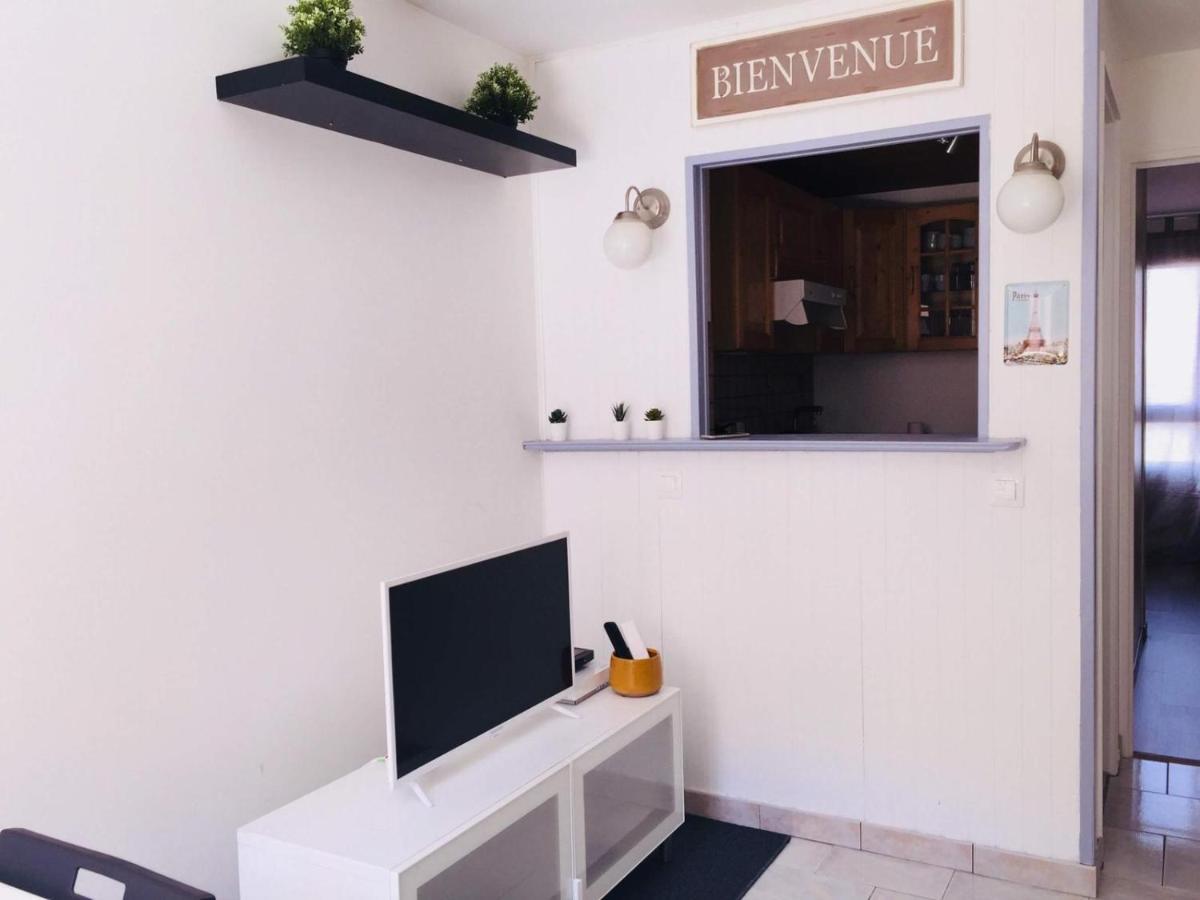 Appartement Eco 6 Personnes Magny-le-Hongre Bagian luar foto