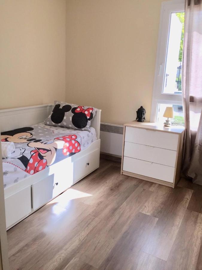 Appartement Eco 6 Personnes Magny-le-Hongre Bagian luar foto